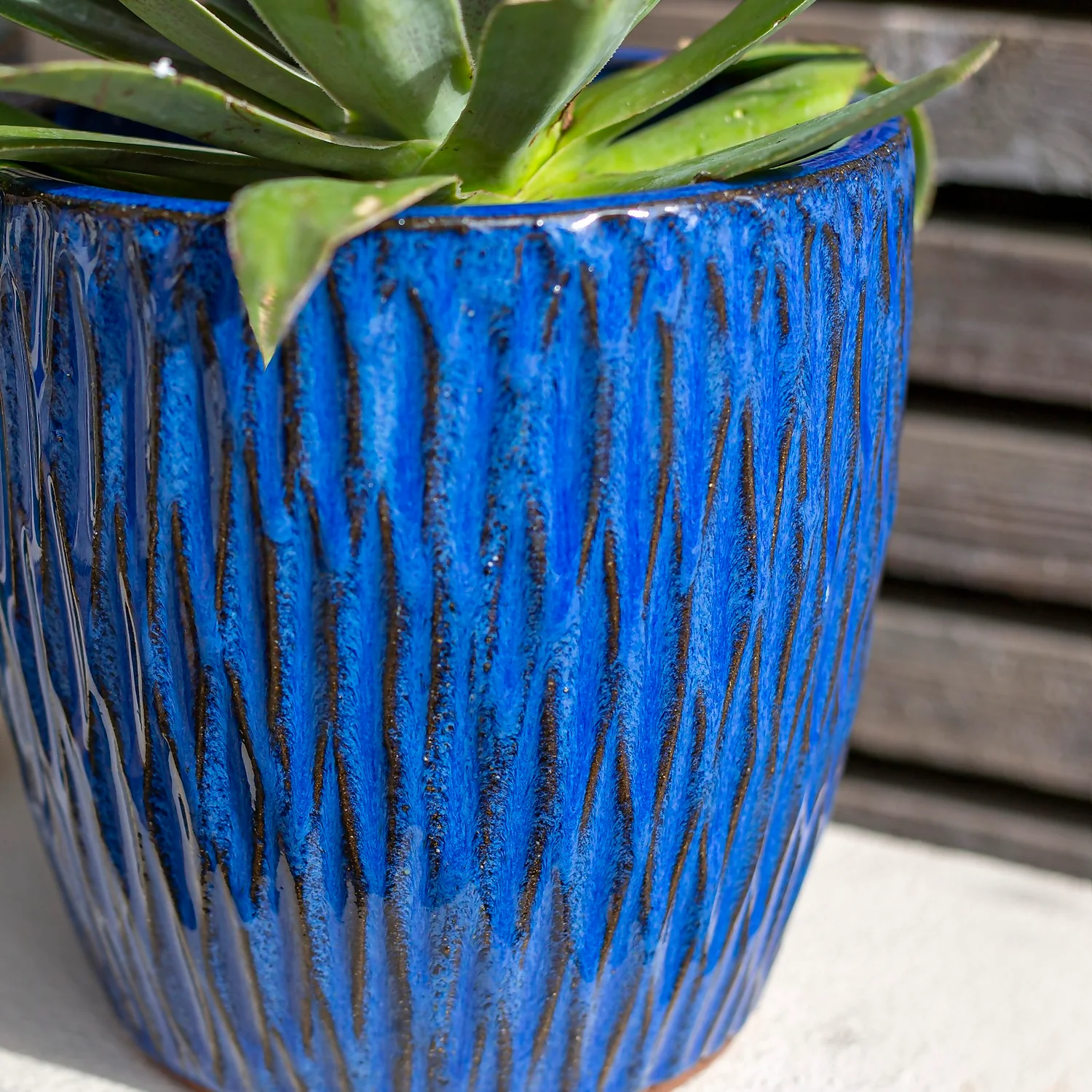 Chiswick Textured Pot Blue - 32cm 4 Chiswick Textured Pot Blue - 32cm - Image 4