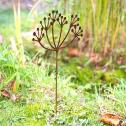 Floral Bronze Ground Stakes - 45cm (Assorted Designs) 16 Floral Bronze Ground Stakes - 45cm (Assorted Designs) -Garden Decoration 13981009 1765005324749909