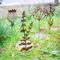 Floral Bronze Ground Stakes - 45cm (Assorted Designs) 19 Floral Bronze Ground Stakes - 45cm (Assorted Designs) -Garden Decoration 13981009 1965005324841214