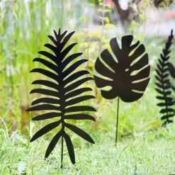 Jungle Black Ground Stakes - 45cm (Assorted Designs) 19 Jungle Black Ground Stakes - 45cm (Assorted Designs) -Garden Decoration 13981010 1535005324495575